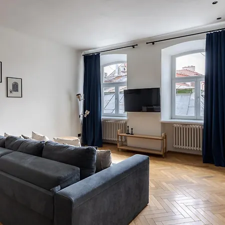 Inshiapartments On Rynok Square 18 *