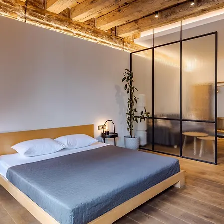 Inshiapartments On Rynok Square 18 Lejlighed Lviv